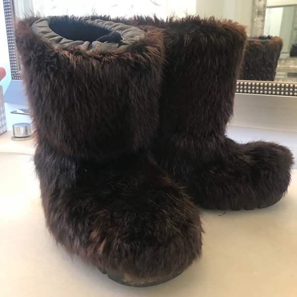 alaskan fur boots